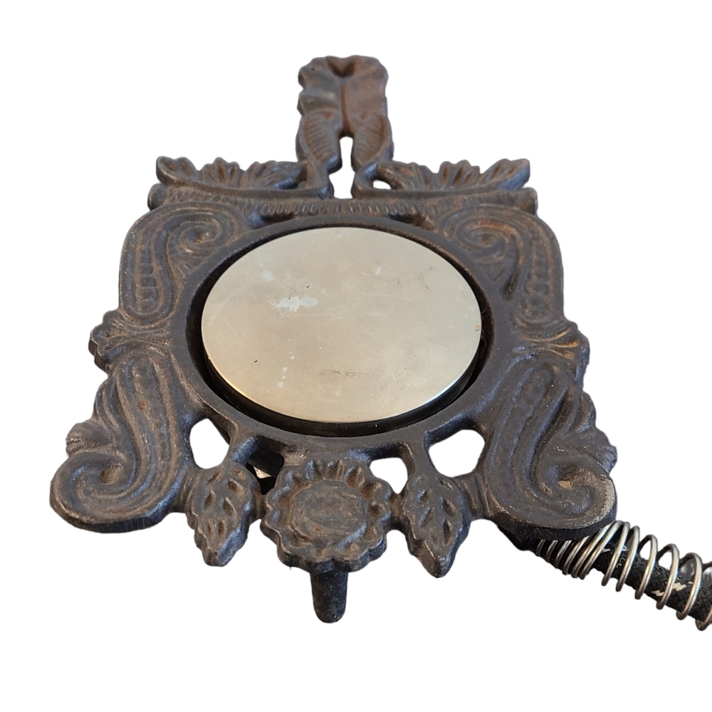 Cast iron electric food warmer - Picture 1 of 3
